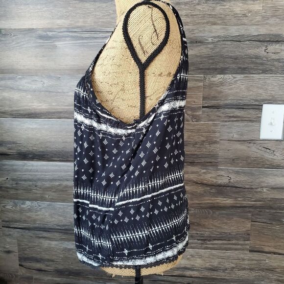 Mudd Boho Halter Top Black and White Women's Size Medium Lace - Picture 6 of 10